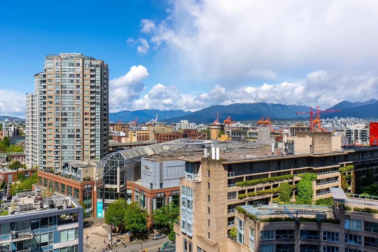 Stunning 2 Bedroom Condo With Downtown Views!!! Canada